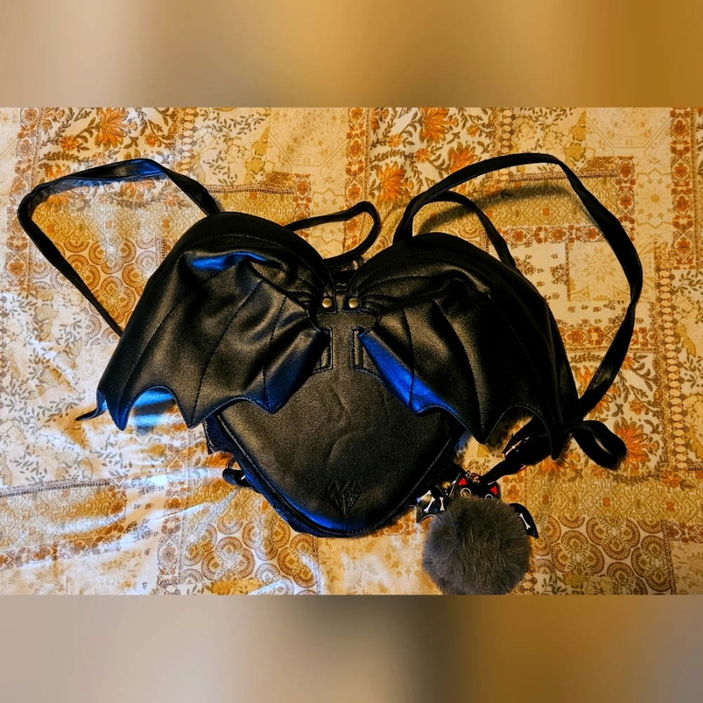 AZA - Heart Shape Backpack With Key Chain